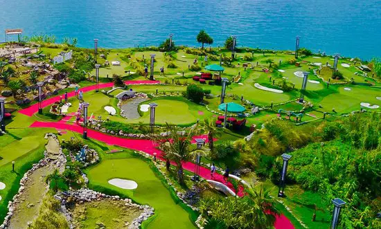 Mini Golf, Dockyard Bermuda