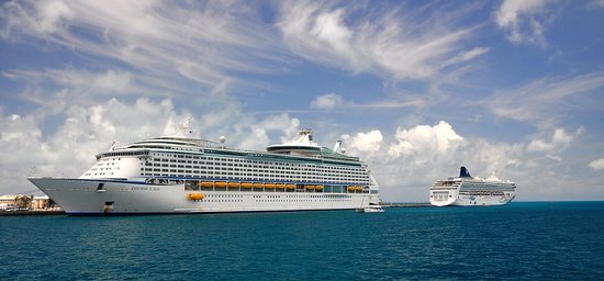 Cruises at Dockyard Port Bermuda