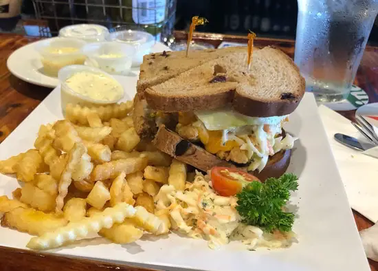 Docksider Bermuda Sandwich