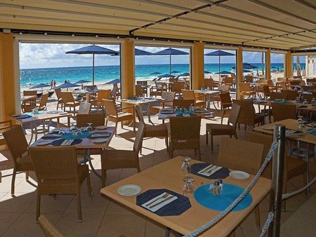 Mickeys Beach Bistro Bermuda