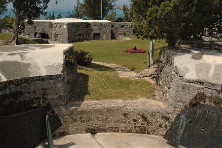 Fort Scaur, Bermuda
